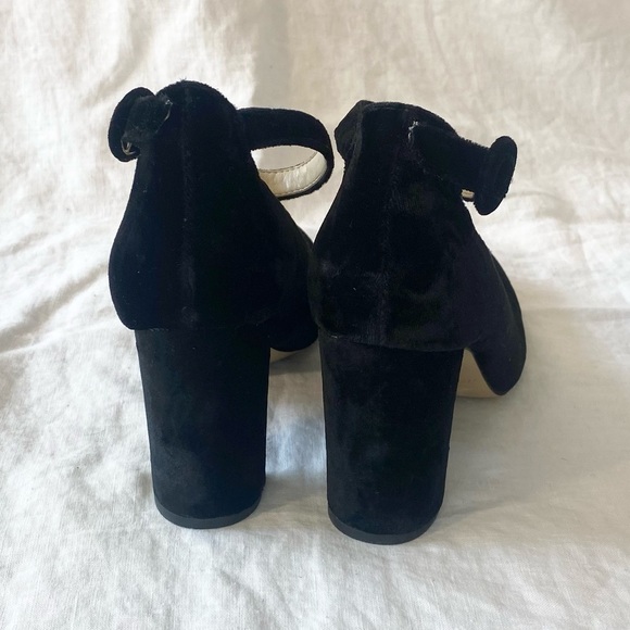 Marc Fisher Ion Ankle Strap Heel Black Velvet - Picture 7 of 15
